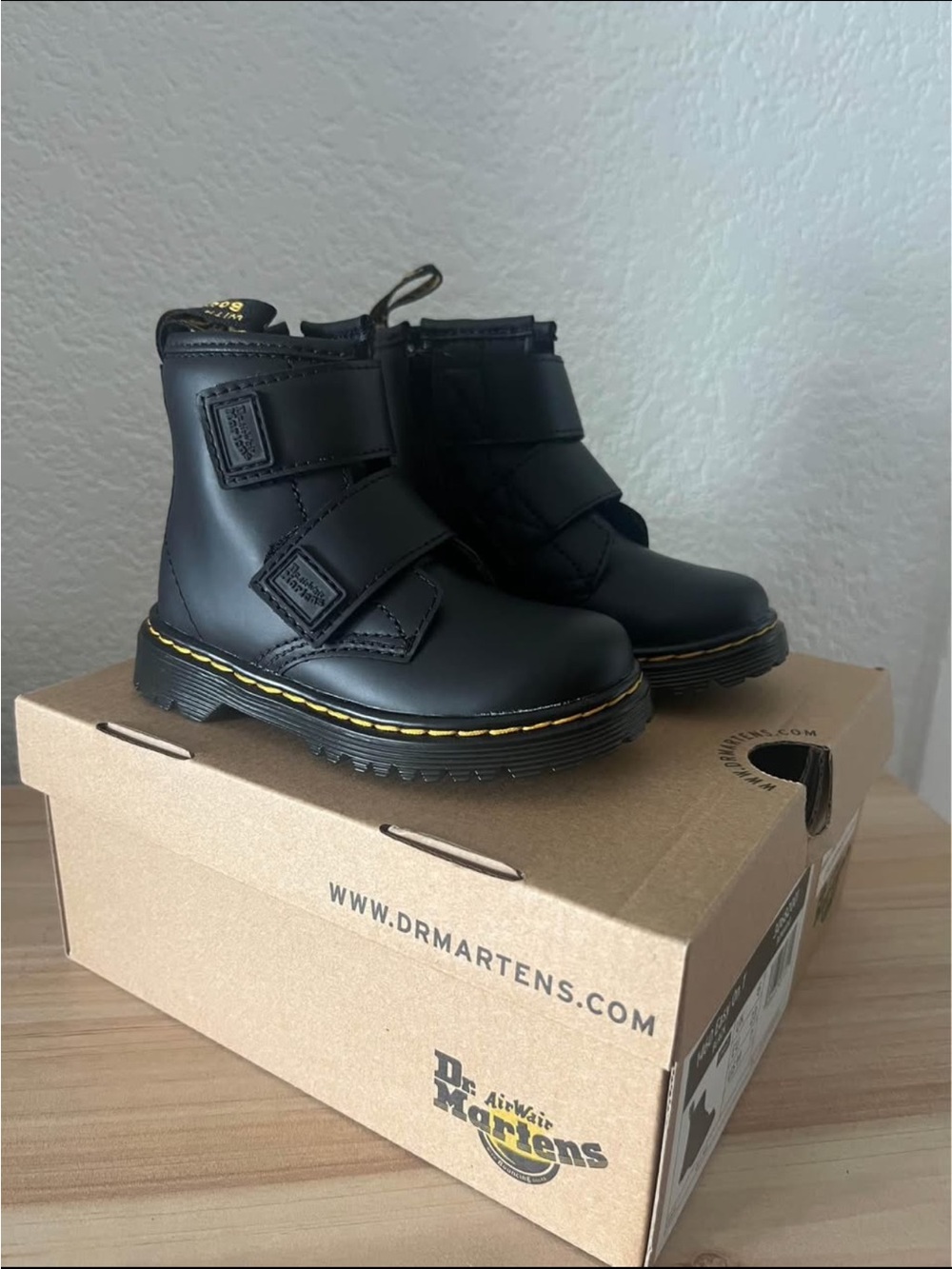 Dr. Martens Toddler Easy On T Boots